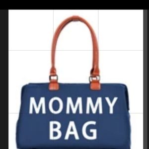 Traveling/diaper bag